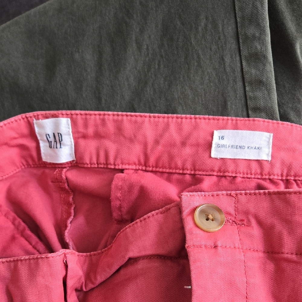 GAP Women's Coral Chino Pants - Picture 2 of 2